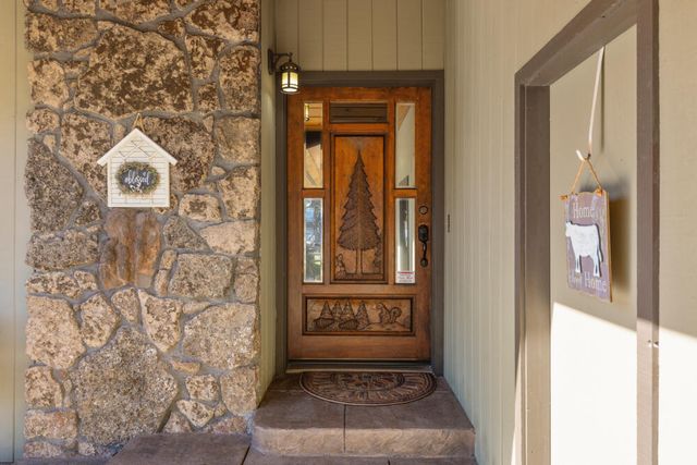 421 Sunset Beach Road, Klamath Falls, OR 97601