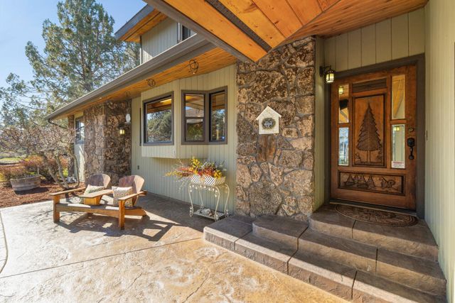 421 Sunset Beach Road, Klamath Falls, OR 97601