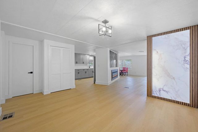2721 SW 54th Street, Fort Lauderdale, FL 33312