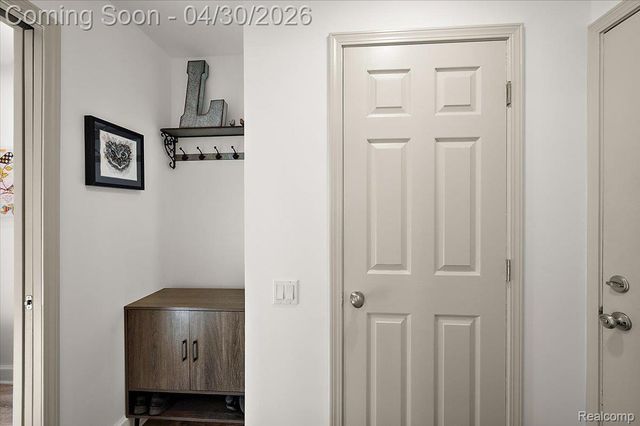 42228 Lochmoor Street, Clinton Charter Township, MI 48038