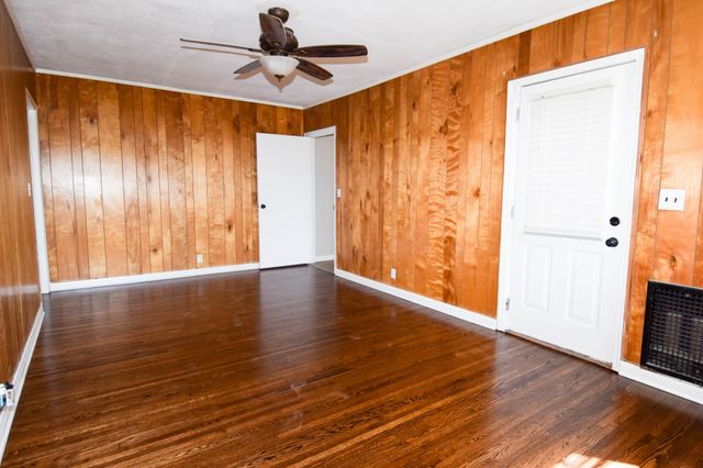 801 Hart St, Gallatin, TN 37066