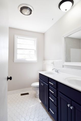 801 Hart St, Gallatin, TN 37066