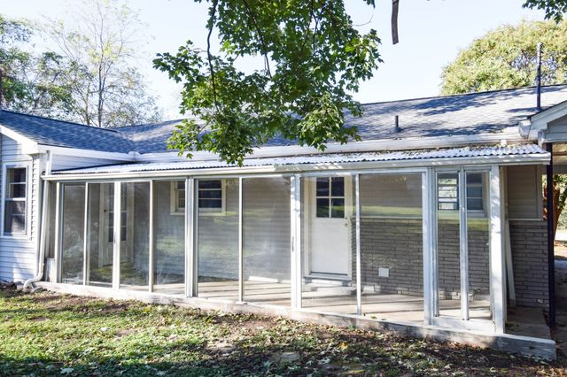 801 Hart St, Gallatin, TN 37066