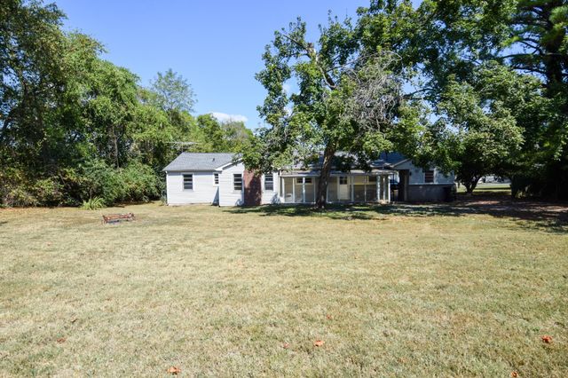 801 Hart St, Gallatin, TN 37066