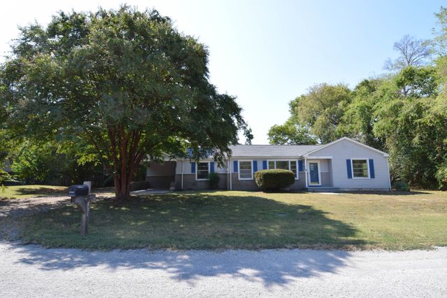 801 Hart St, Gallatin, TN 37066