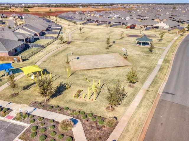 18816 Caballero Drive, Edmond, OK 73012