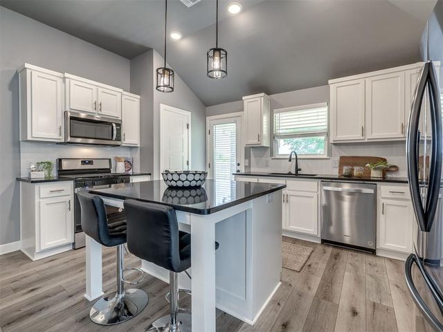18816 Caballero Drive, Edmond, OK 73012