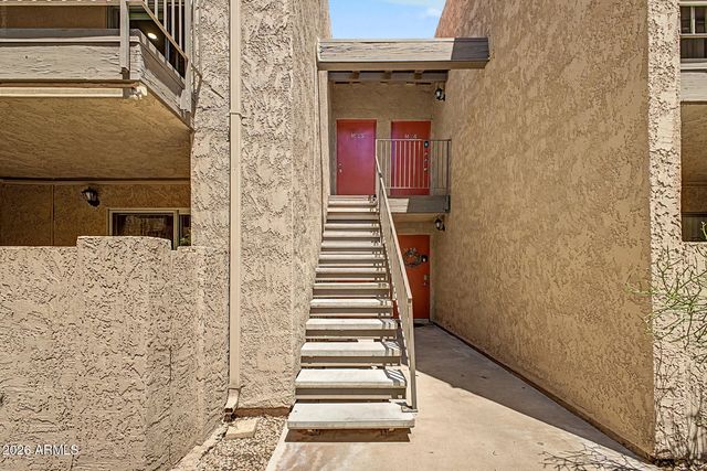 5525 E THOMAS Road M23, Phoenix, AZ 85018