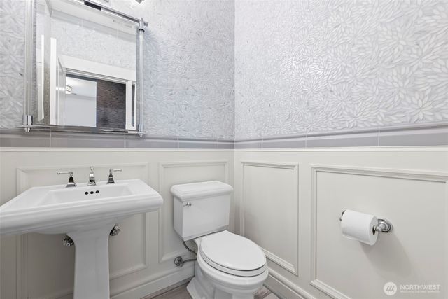 13301 55th Avenue NW, Gig Harbor, WA 98332