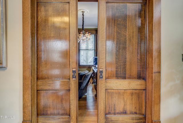 801 Holston Avenue, Bristol, TN 37620