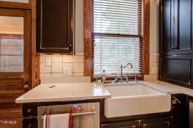 801 Holston Avenue, Bristol, TN 37620