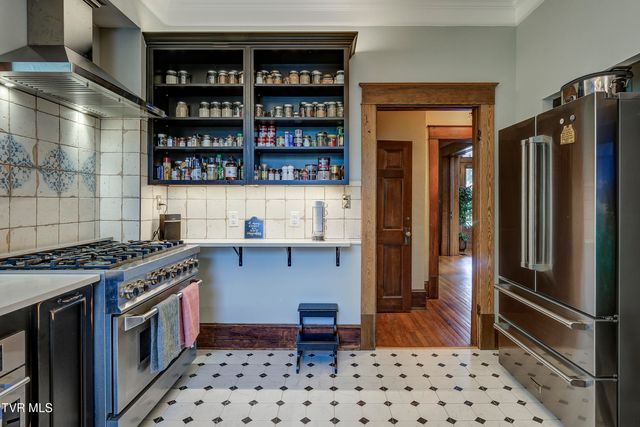 801 Holston Avenue, Bristol, TN 37620