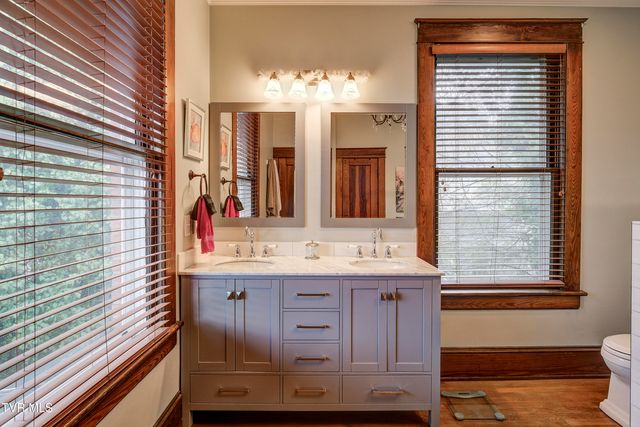 801 Holston Avenue, Bristol, TN 37620