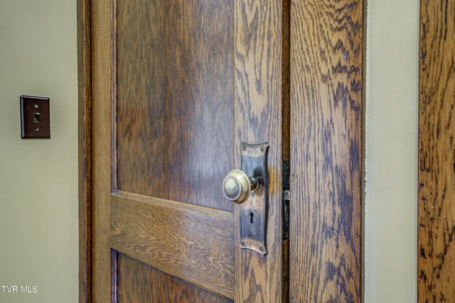 801 Holston Avenue, Bristol, TN 37620