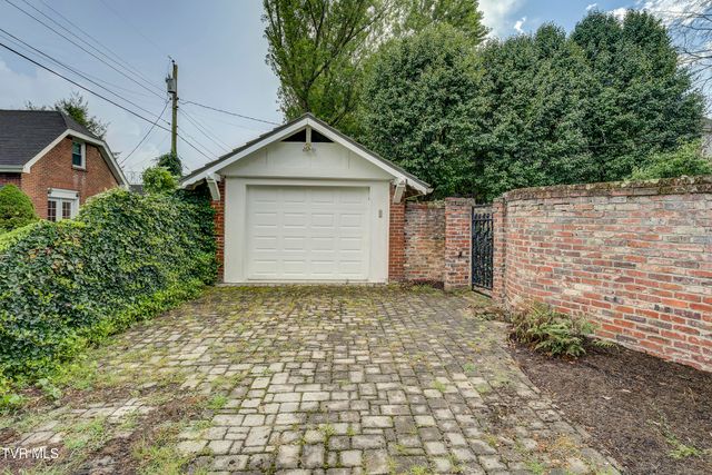 801 Holston Avenue, Bristol, TN 37620