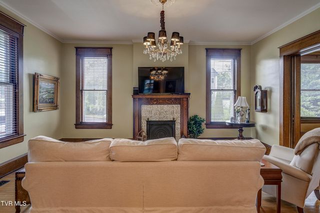 801 Holston Avenue, Bristol, TN 37620