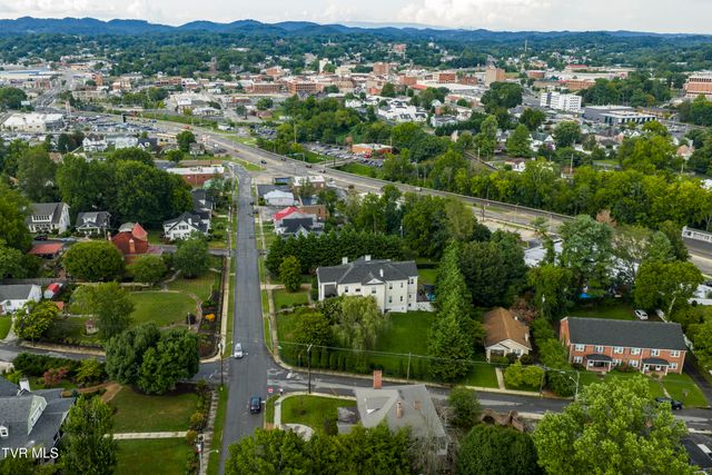 801 Holston Avenue, Bristol, TN 37620