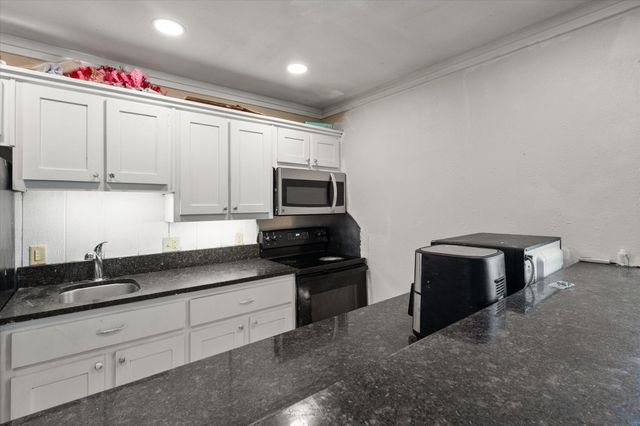 2732 W Collin Street, Corsicana, TX 75110