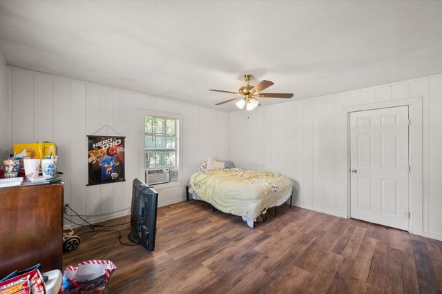 2732 W Collin Street, Corsicana, TX 75110