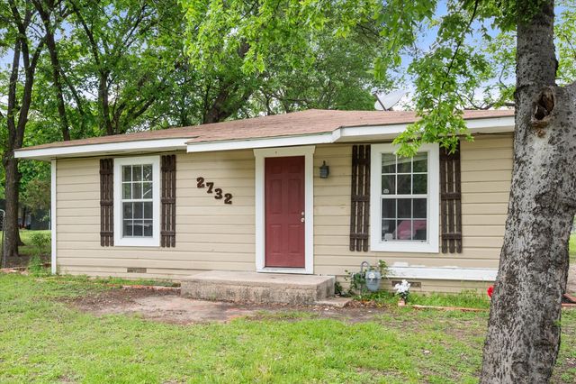 2732 W Collin Street, Corsicana, TX 75110