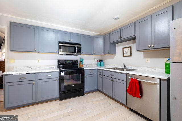 200 Mohawk Drive, Tallapoosa, GA 30176