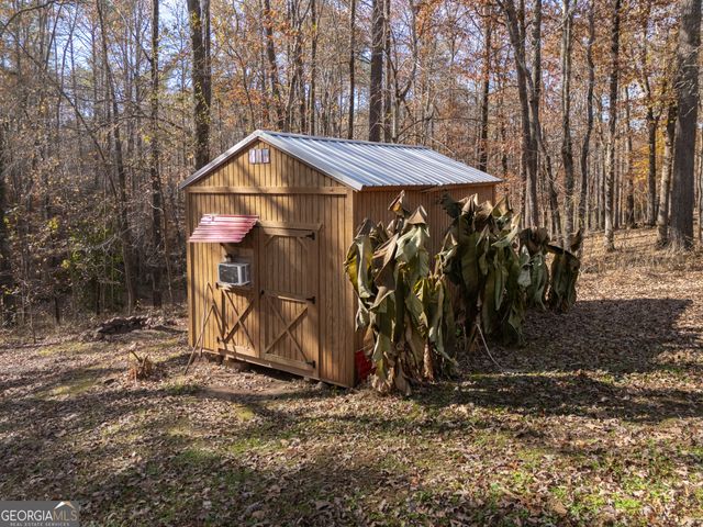 200 Mohawk Drive, Tallapoosa, GA 30176