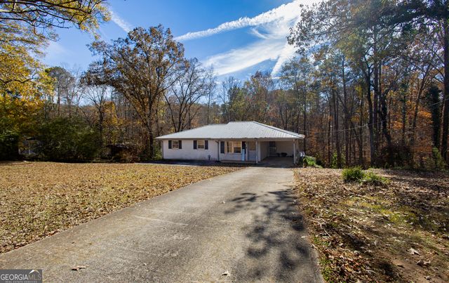 200 Mohawk Drive, Tallapoosa, GA 30176