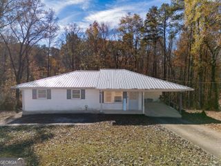 200 Mohawk Drive, Tallapoosa, GA 30176