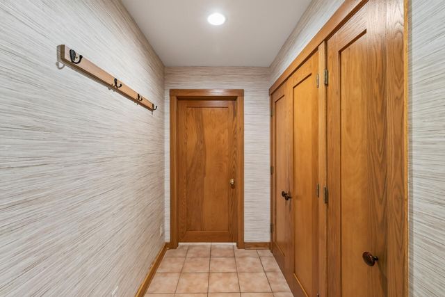 7501 W 84th Street, Bloomington, MN 55438