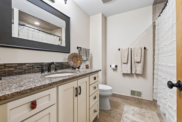 7501 W 84th Street, Bloomington, MN 55438