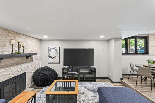 7501 W 84th Street, Bloomington, MN 55438