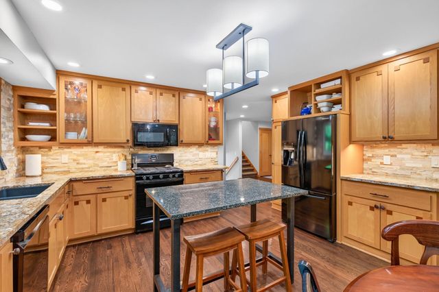 7501 W 84th Street, Bloomington, MN 55438