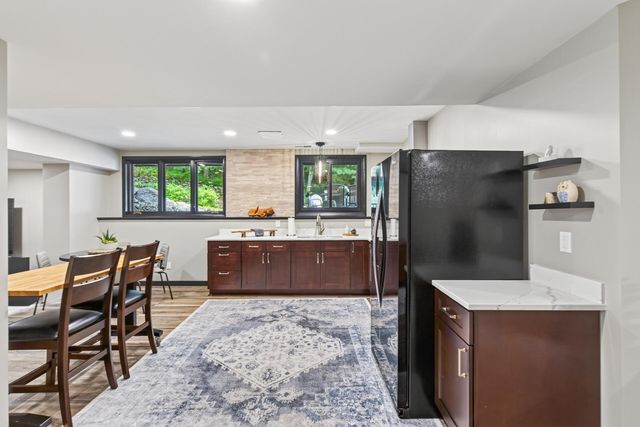 7501 W 84th Street, Bloomington, MN 55438