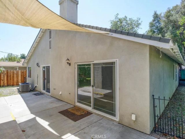 5742 Magnolia, Riverside, CA 92506