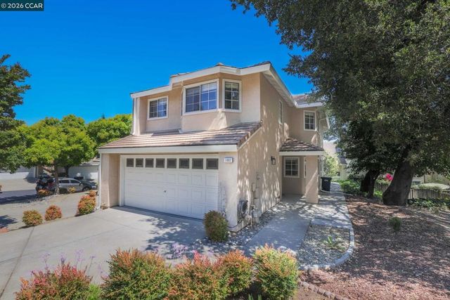 1002 Pinehurst Ct, Concord, CA 94521