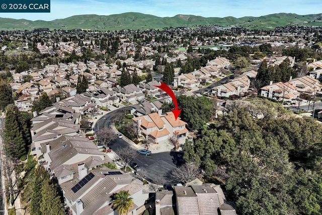 1002 Pinehurst Ct, Concord, CA 94521