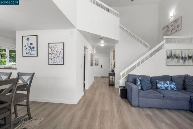 1002 Pinehurst Ct, Concord, CA 94521
