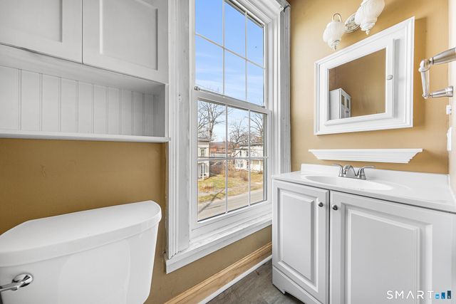 45 West Street 13, New Milford, CT 06776