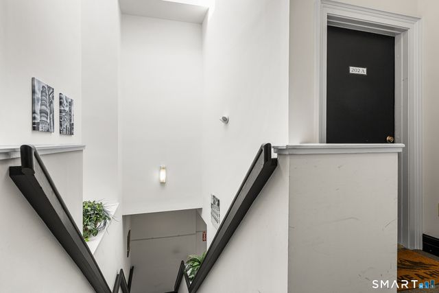 45 West Street 13, New Milford, CT 06776