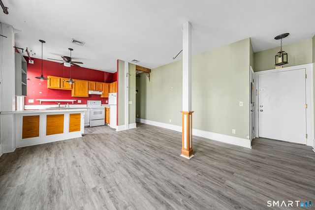 45 West Street 13, New Milford, CT 06776