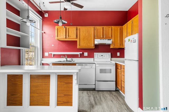 45 West Street 13, New Milford, CT 06776