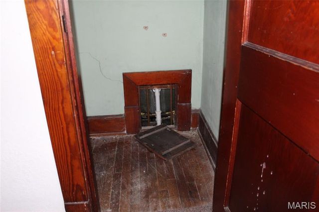 1416 Milton Road, Alton, IL 62002