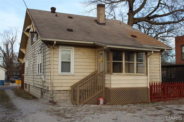 1416 Milton Road, Alton, IL 62002