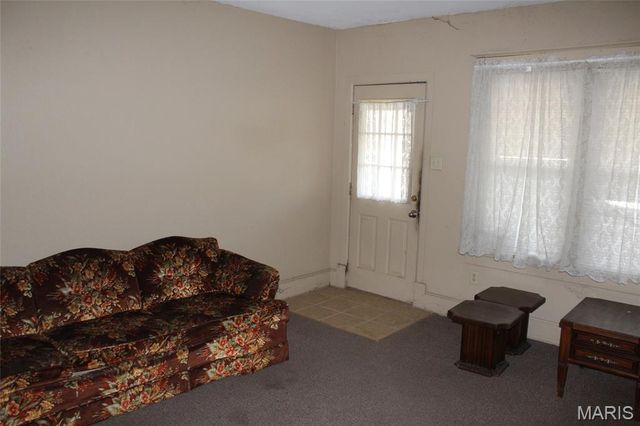 1416 Milton Road, Alton, IL 62002