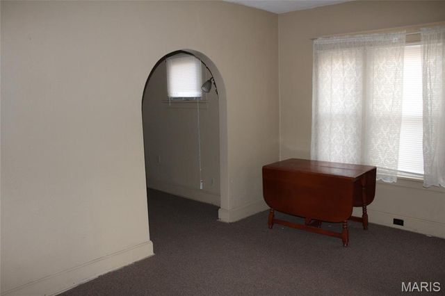 1416 Milton Road, Alton, IL 62002