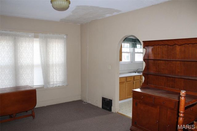 1416 Milton Road, Alton, IL 62002