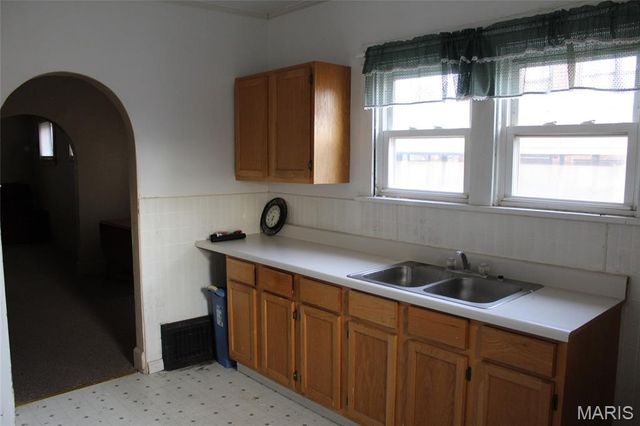 1416 Milton Road, Alton, IL 62002