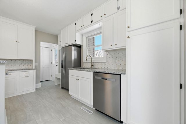 6625 Sioux Trail, Rockford, MN 55373