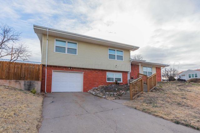 105 Smith Street, Borger, TX 79007