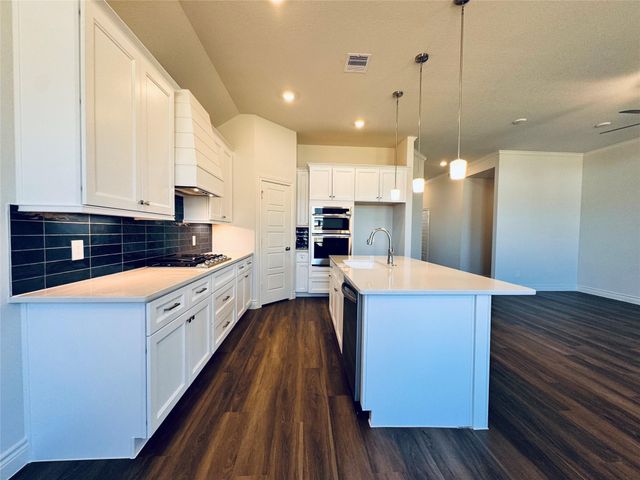 11910 Wisteria Meadows Drive, Willis, TX 77318